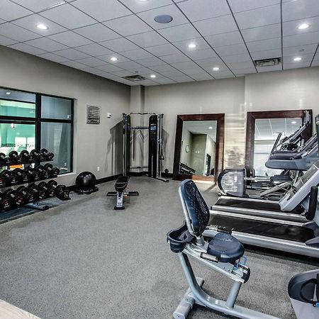 Hilton Garden Inn Топика Экстерьер фото