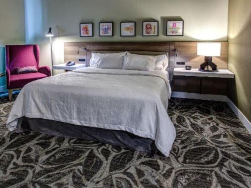 Hilton Garden Inn Топика Экстерьер фото