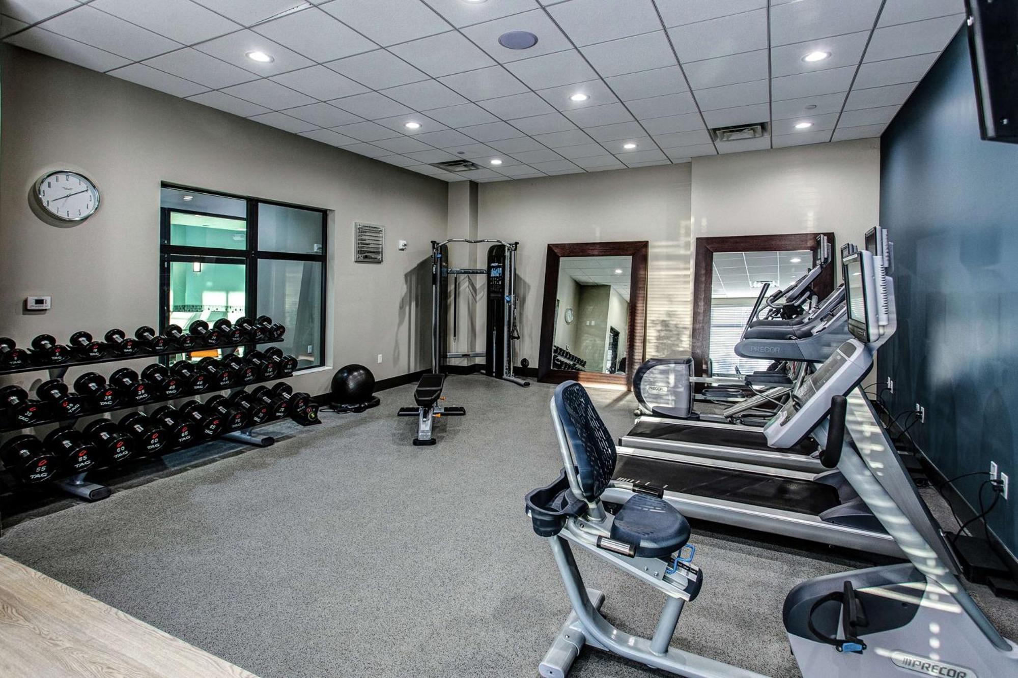 Hilton Garden Inn Топика Экстерьер фото