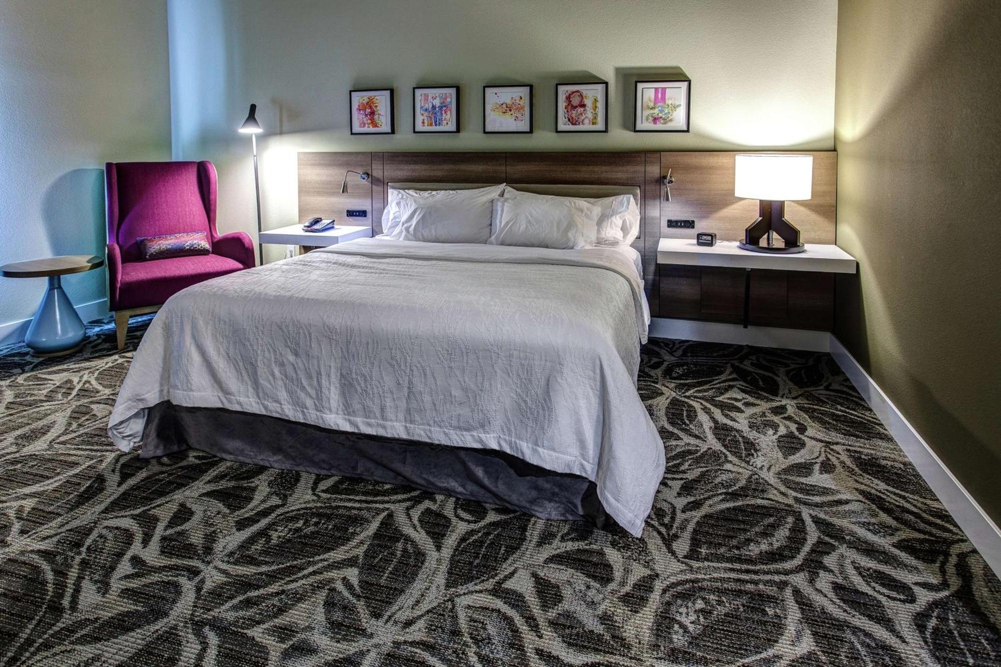 Hilton Garden Inn Топика Экстерьер фото