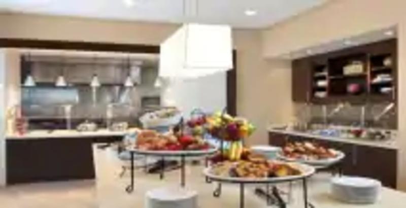 Hilton Garden Inn Топика Экстерьер фото