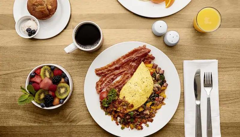 Hilton Garden Inn Топика Экстерьер фото